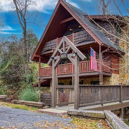 Bridgewood Cabin, Hot Tub, 1089 Of Free Attraction Tickets For Each Paid Day, Dollywood And More! Pigeon Forge Ngoại thất bức ảnh