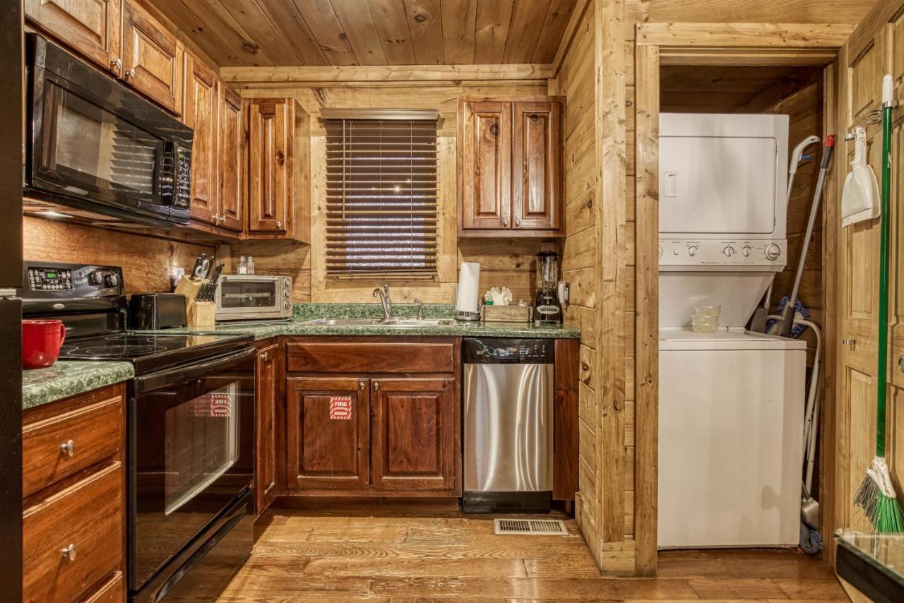 Bridgewood Cabin, Hot Tub, 1089 Of Free Attraction Tickets For Each Paid Day, Dollywood And More! Pigeon Forge Ngoại thất bức ảnh